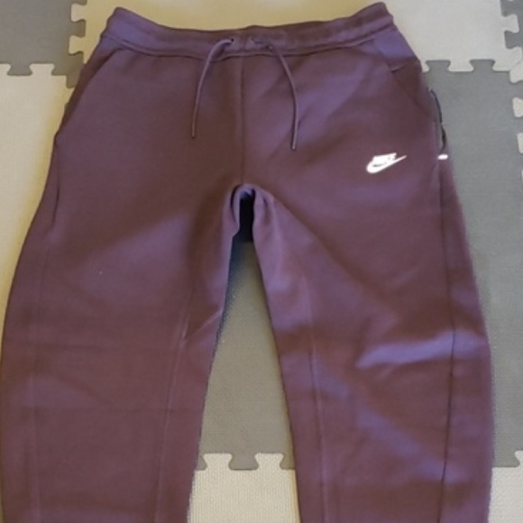 burgundy nike tech pants